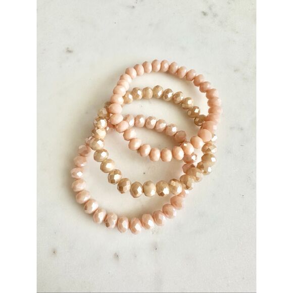 Set a three peach sparkle stretch bracelets - Picture 3 of 3
